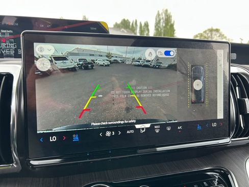 New 2026 Ford Expedition Max Platinum AWD/4WD image 18