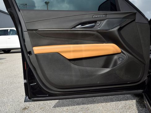 Used 2023 Cadillac CT4 V Blackwing w/ Driver Assist Package RWD image 19