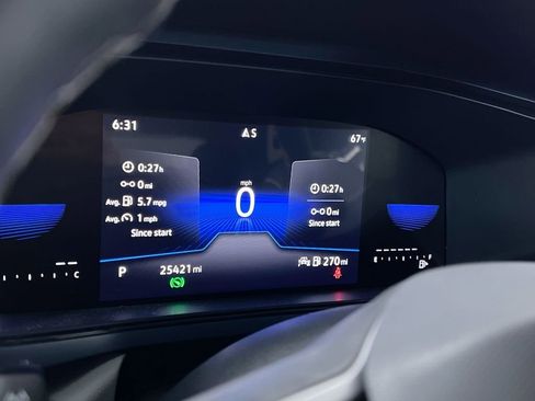 Used 2024 Volkswagen Taos SE image 17