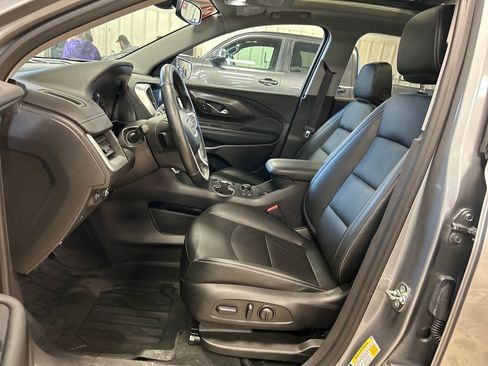 Certified 2024 GMC Terrain SLT w/ LPO, Floor Liner Package AWD/4WD image 14