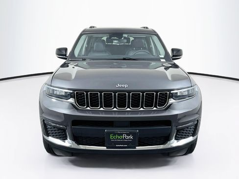 Used 2023 Jeep Grand Cherokee L Limited AWD/4WD image 2