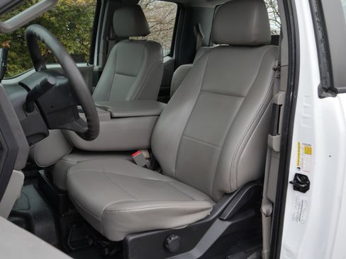 Used 2019 Ford F350 XL image 28