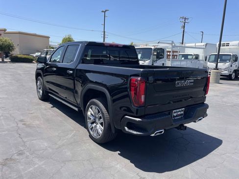New 2026 GMC Sierra 1500 Denali w/ Denali Reserve Package AWD/4WD image 7