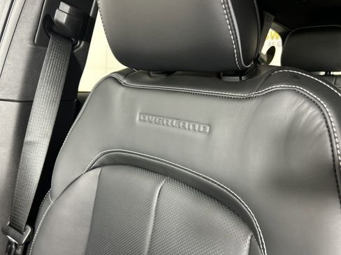 New 2025 Jeep Grand Cherokee Overland image 41