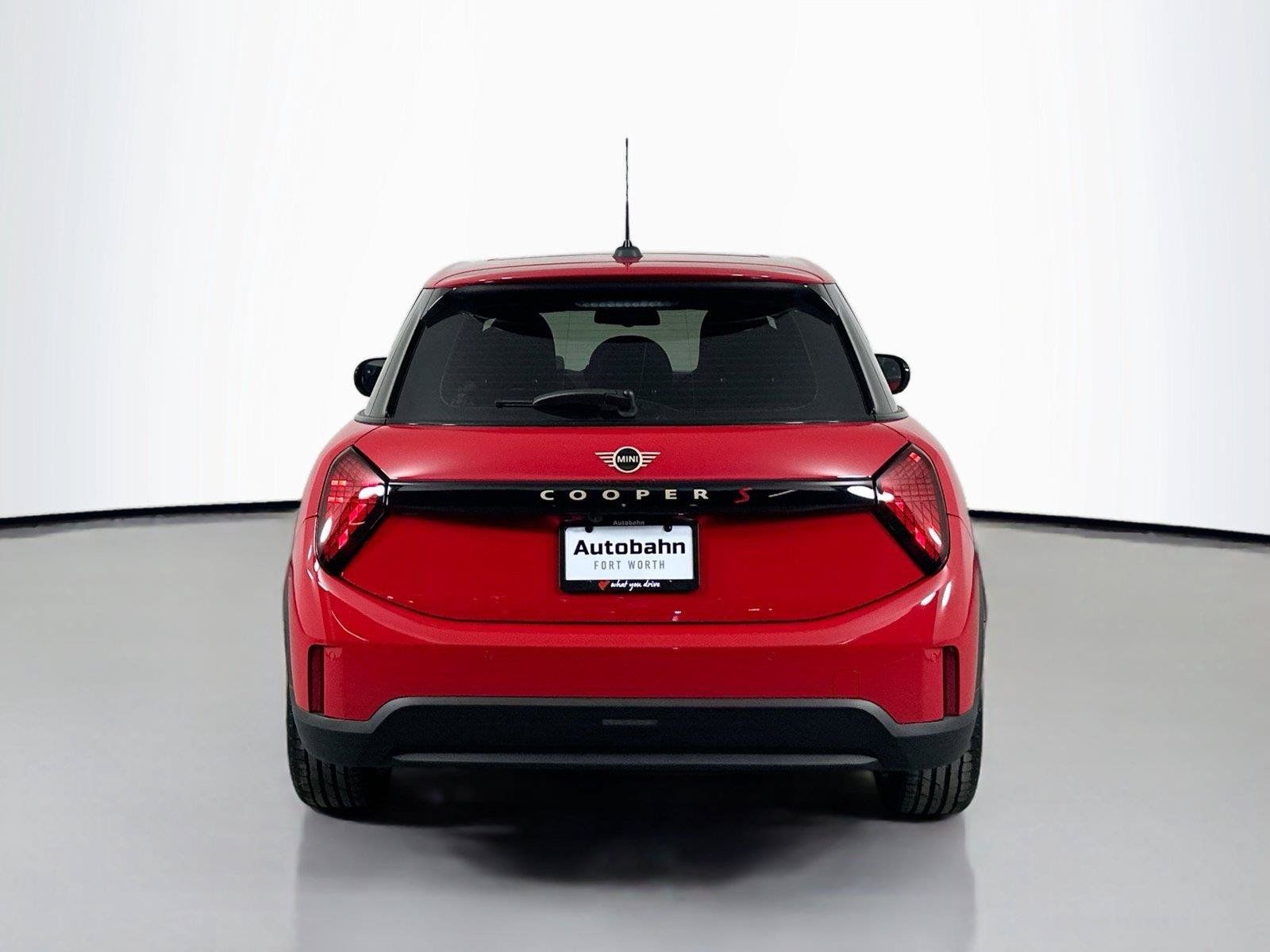 Used 2025 MINI Cooper S FWD image 5