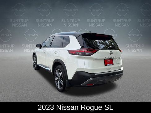 Used 2023 Nissan Rogue SL AWD/4WD image 3