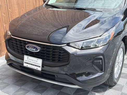 Used 2025 Ford Escape Active FWD image 18
