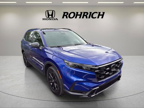 Used 2023 Honda CR-V Sport image 2