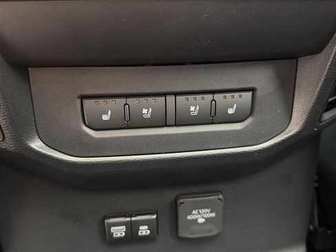 New 2026 Toyota Tundra Platinum AWD/4WD image 11