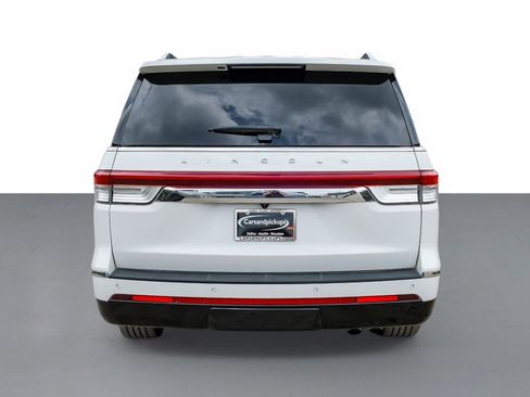 Used 2022 Lincoln Navigator L Reserve AWD/4WD image 8