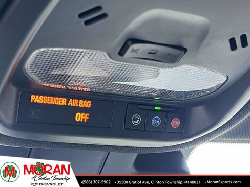 Certified 2024 Chevrolet Trax RS FWD image 26