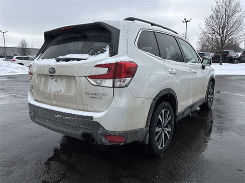 Used 2019 Subaru Forester Limited image 11