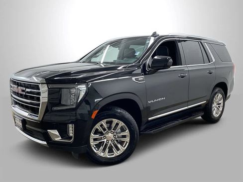 Used 2023 GMC Yukon SLT image 1