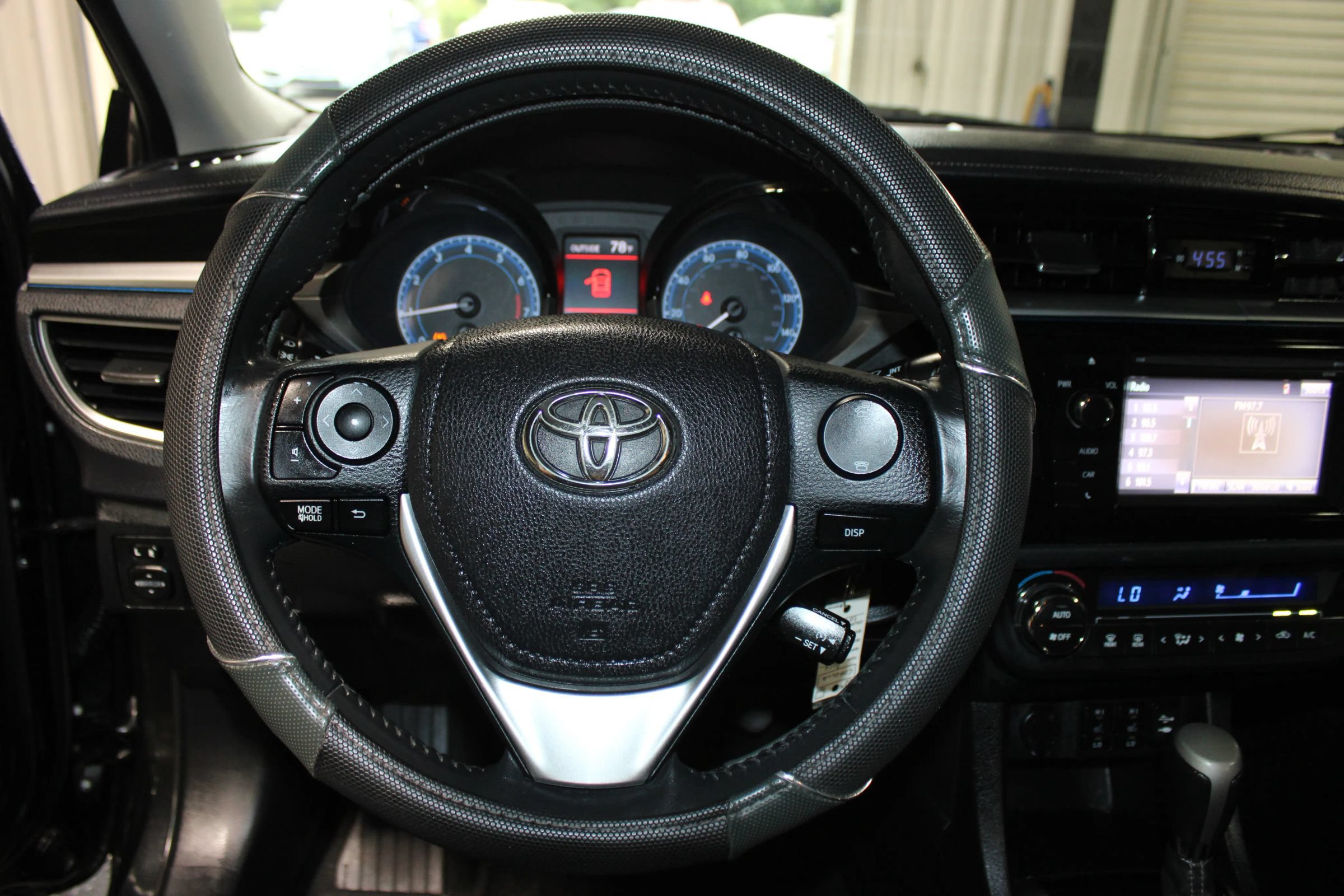 Used 2014 Toyota Corolla S Premium FWD image 10