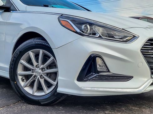 Used 2019 Hyundai Sonata SE image 3