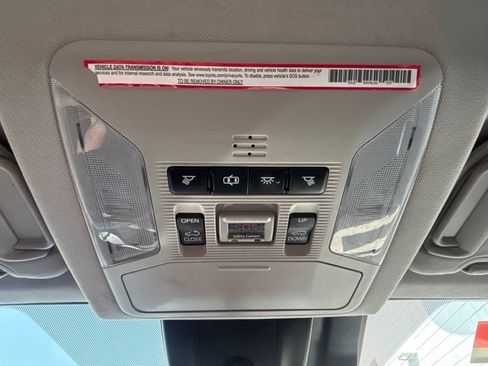 Used 2019 Toyota RAV4 XLE w/ Convenience Package AWD/4WD image 17