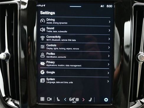 Used 2024 Volvo XC60 T8 Plus w/ Protection Package Premier image 16