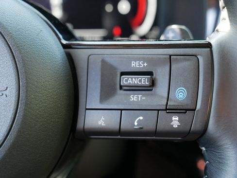 Certified 2023 Nissan Pathfinder Platinum AWD/4WD image 29