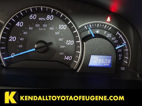 Used 2014 Toyota Camry LE FWD image 12