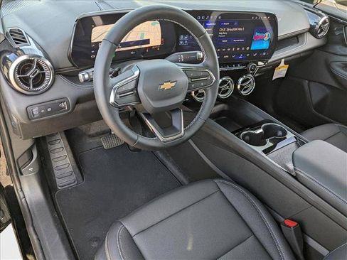 New 2025 Chevrolet Blazer EV LT AWD/4WD image 3