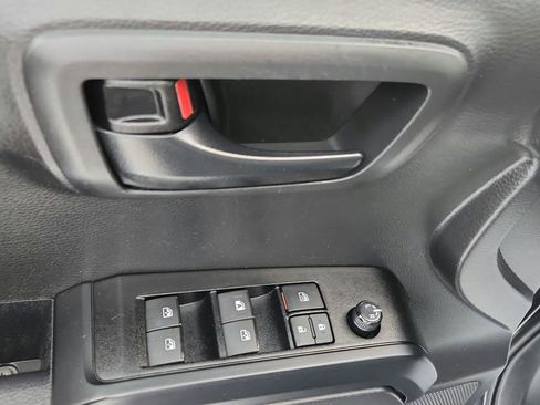 Used 2023 Toyota Tacoma SR AWD/4WD image 28