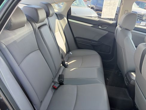 Used 2017 Honda Civic Touring image 16