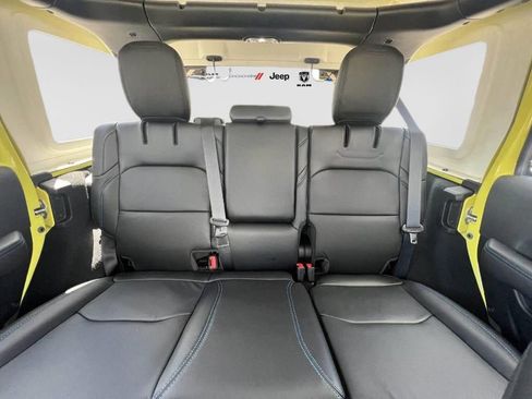 New 2023 Jeep Wrangler Unlimited Rubicon 4xe w/ Cold Weather Group AWD/4WD image 14