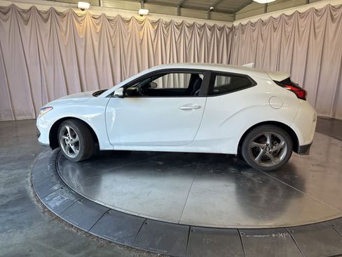 Used 2019 Hyundai Veloster 2.0 image 8