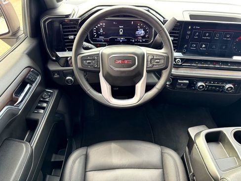 Used 2025 GMC Sierra 1500 SLT image 22