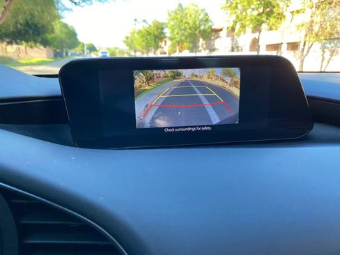 Used 2021 MAZDA MAZDA3 s FWD image 70
