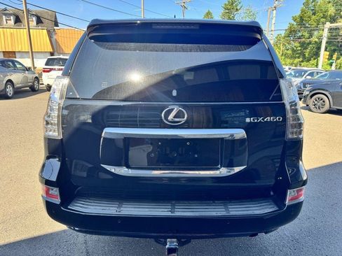 Used 2016 Lexus GX 460 w/ Premium Package AWD/4WD image 4