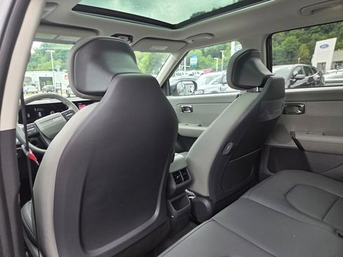New 2027 Kia Seltos EX w/ EX Panoramic Sunroof Package AWD/4WD image 21