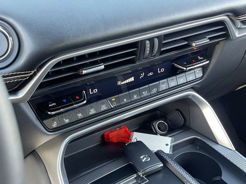 New 2025 MAZDA CX-90 Plug-In Hybrid w/ Premium Plus image 26