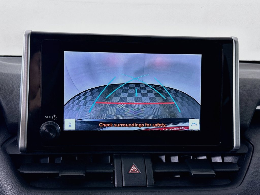 Used 2025 Toyota RAV4 XLE FWD image 14