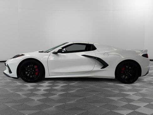 Used 2023 Chevrolet Corvette Stingray Preferred Conv w/ Z51 Performance Package RWD image 5