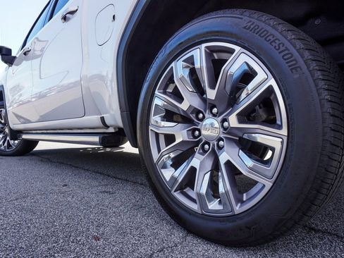 Used 2024 GMC Sierra 1500 Denali w/ Denali Reserve Package image 40