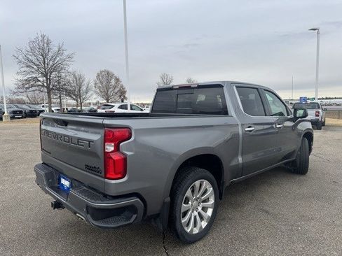 Used 2021 Chevrolet Silverado 1500 High Country w/ Safety Package II image 8