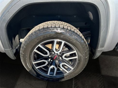 Used 2019 GMC Sierra 1500 AT4 w/ AT4 Premium Package image 11