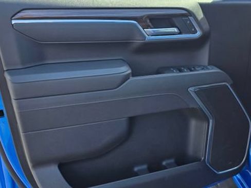 Used 2025 Chevrolet Silverado 1500 LT AWD/4WD image 8
