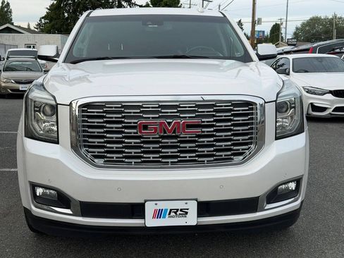Used 2019 GMC Yukon XL Denali w/ Open Road Package AWD/4WD image 9