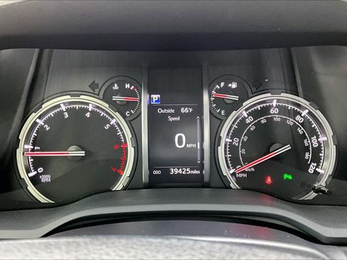 Used 2021 Toyota 4Runner Nightshade image 26