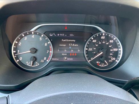 Used 2024 Nissan Titan SV w/ SV Convenience Package image 22