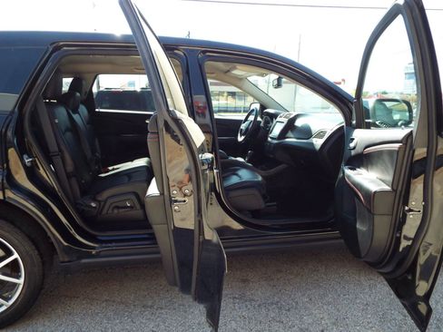 Used 2016 Dodge Journey R/T w/ Driver Convenience Group FWD image 26