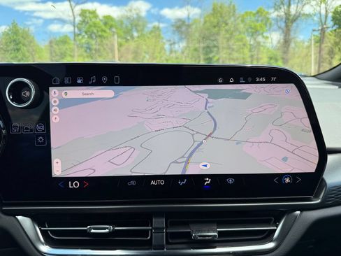 New 2026 Chevrolet Equinox EV LT FWD image 71
