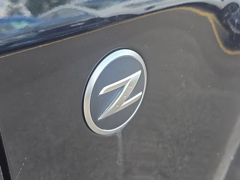 Used 2005 Nissan 350Z Touring RWD image 6