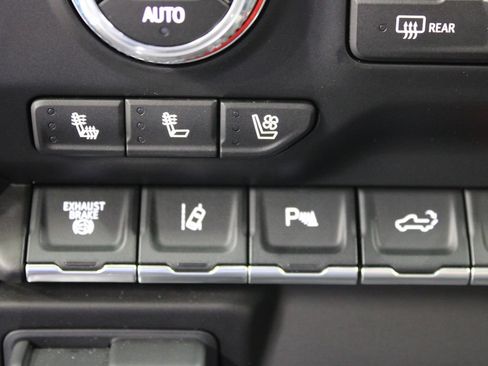 Used 2022 GMC Sierra 2500 Denali AWD/4WD image 73