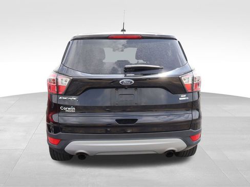 Used 2017 Ford Escape SE AWD/4WD image 11