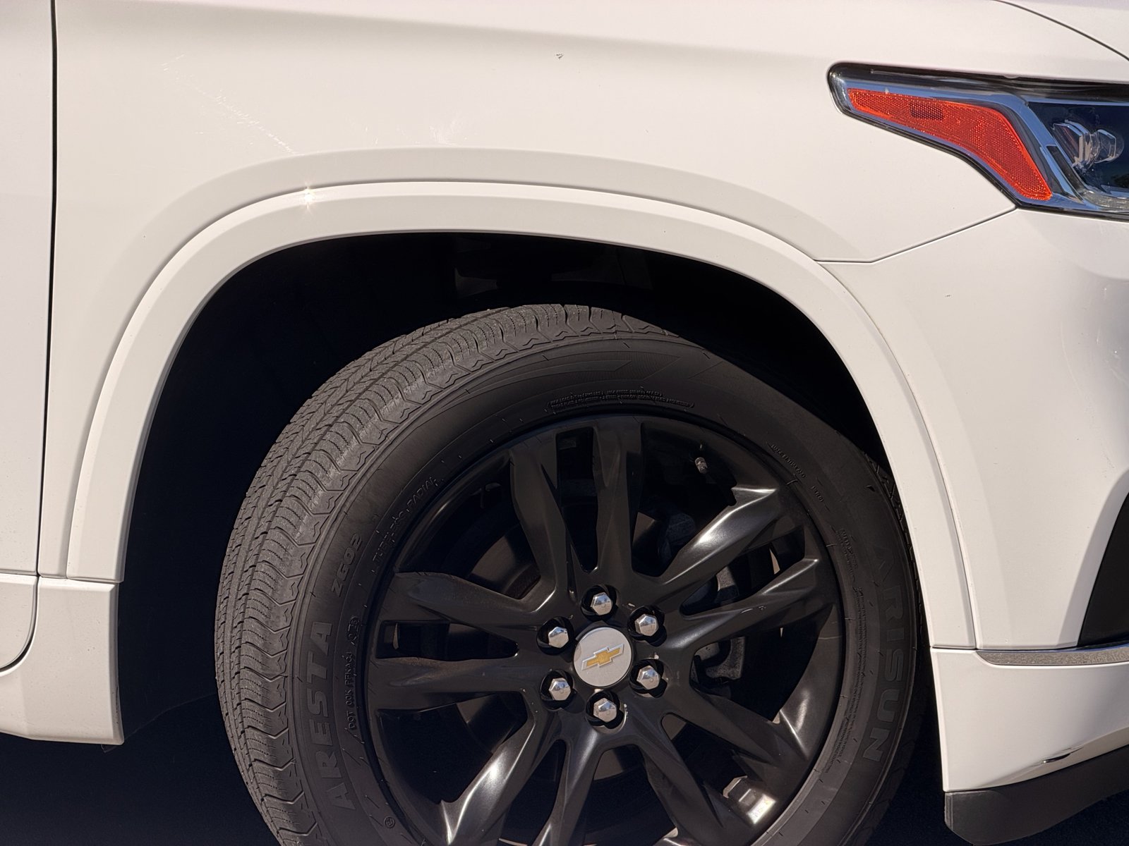 Used 2019 Chevrolet Traverse High Country w/ LPO, Floor Liner Package AWD/4WD image 5