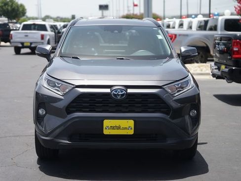 Used 2021 Toyota RAV4 XLE Premium AWD/4WD image 3