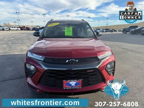 Certified 2021 Chevrolet TrailBlazer RS w/ Sun and Liftgate Package image 9